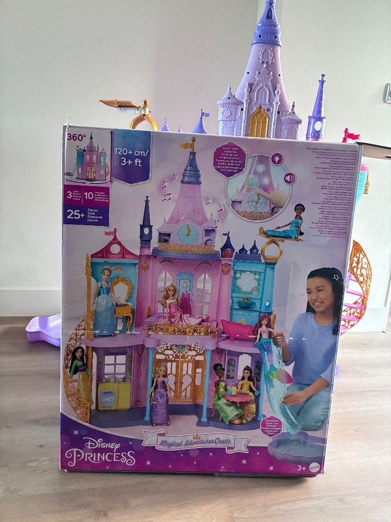 Disney Princess Magical Adventures Kasteel Poppenhuis, Ophalen, Zo goed als nieuw, Poppenhuis