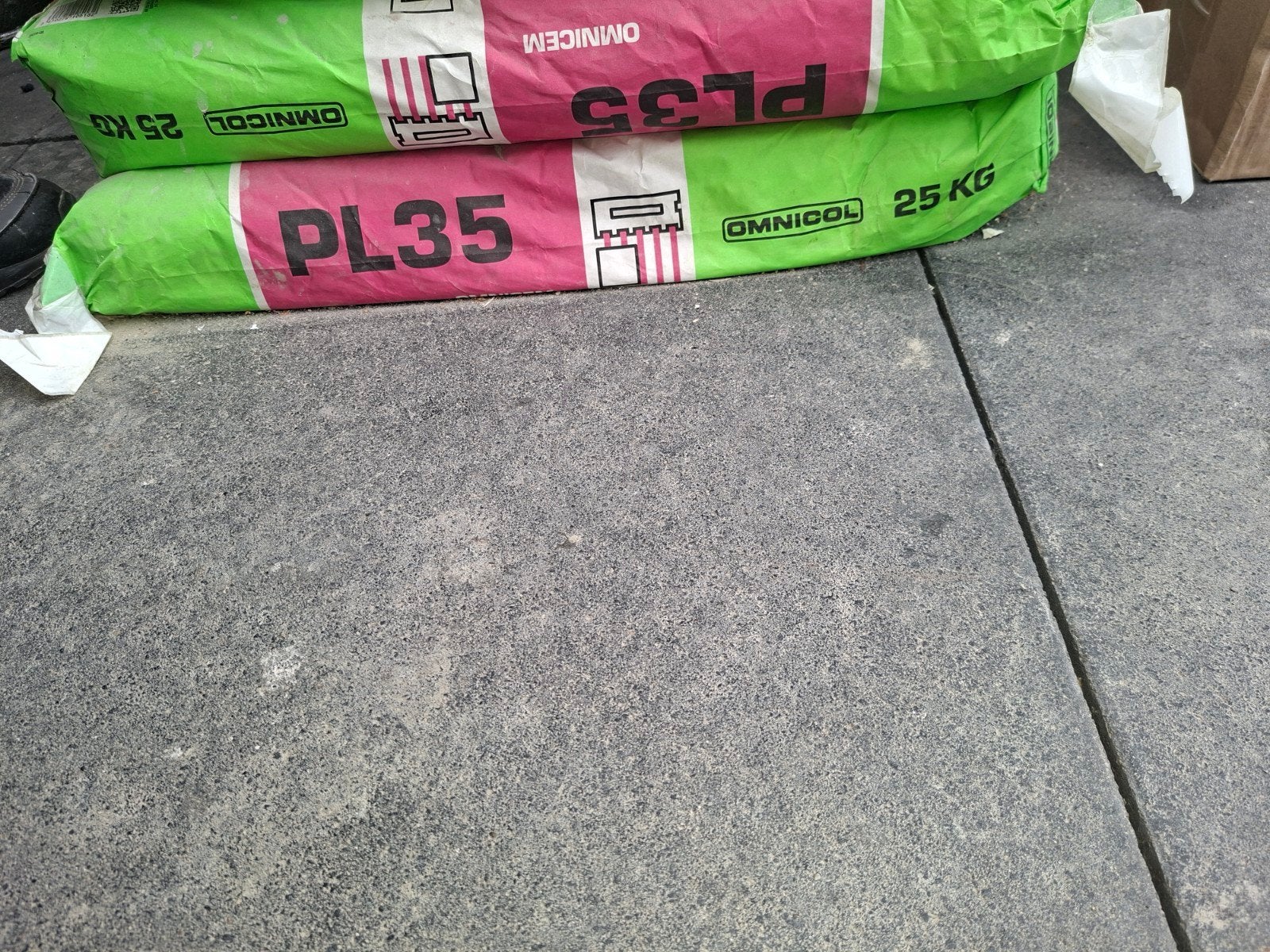 2xOmnicol PL35 Tegellijm 25 kg - Nieuw, Ophalen, Overige typen, Nieuw, Minder dan 20 cm