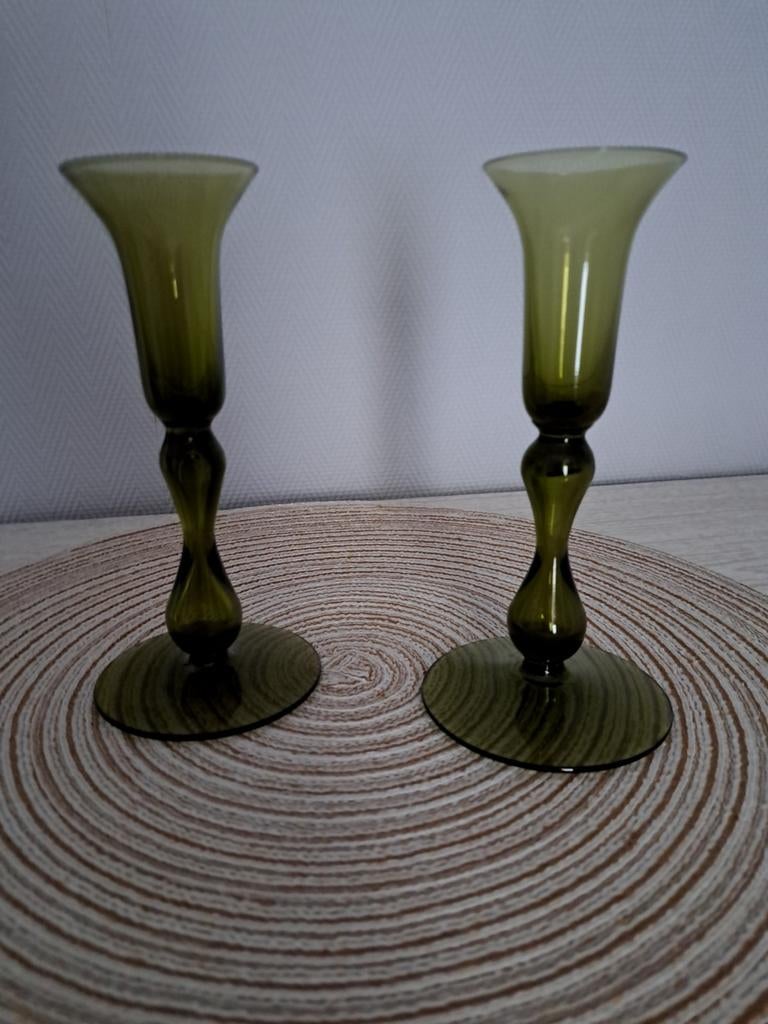 Set van 2 Groene Glazen Kandelaars, Antiek en Kunst, Ophalen of Verzenden, Glas