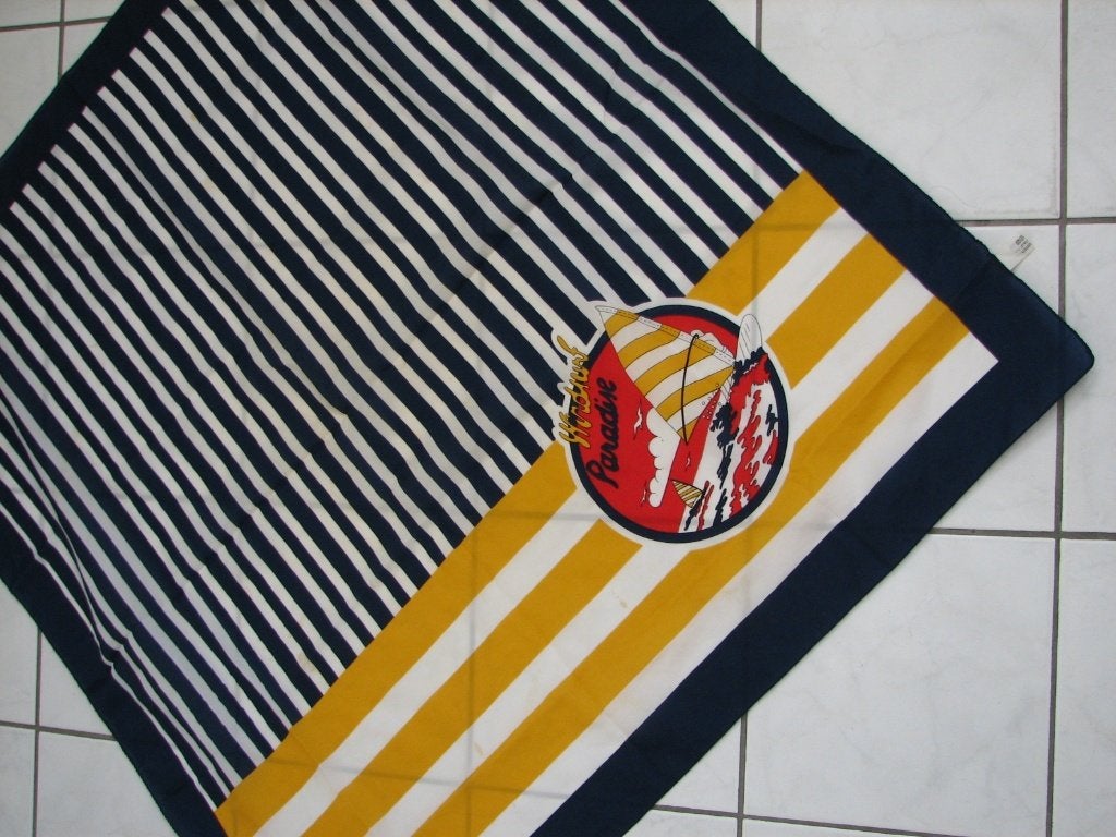 Mooie damessjaal, Ophalen of Verzenden, Gedragen, Sjaal