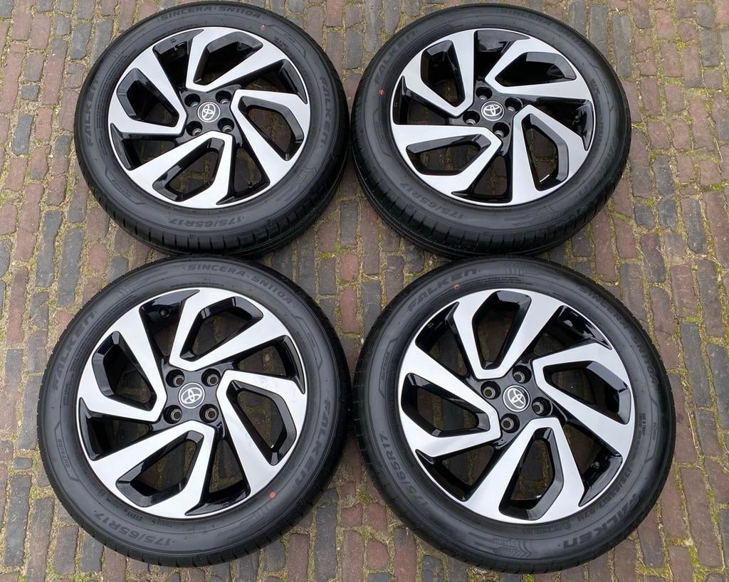 NIEUWE set 17” Toyota Aygo X velgen + 175/65 R17 zomerbanden, 175 mm, Banden en Velgen, Nieuw, 17 inch
