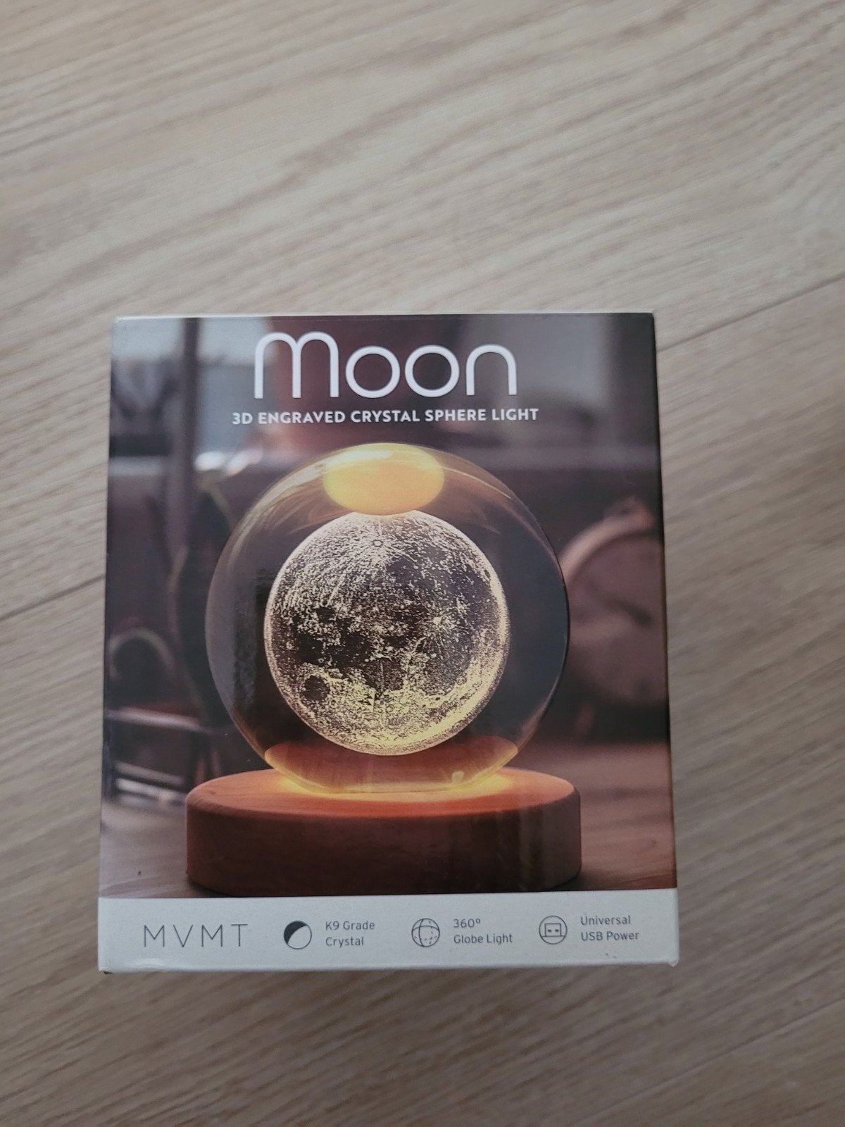 MVMT Moon 3D Gegraveerde Kristallen Bol Lamp, Ophalen, Nieuw, Glas, Overige merken