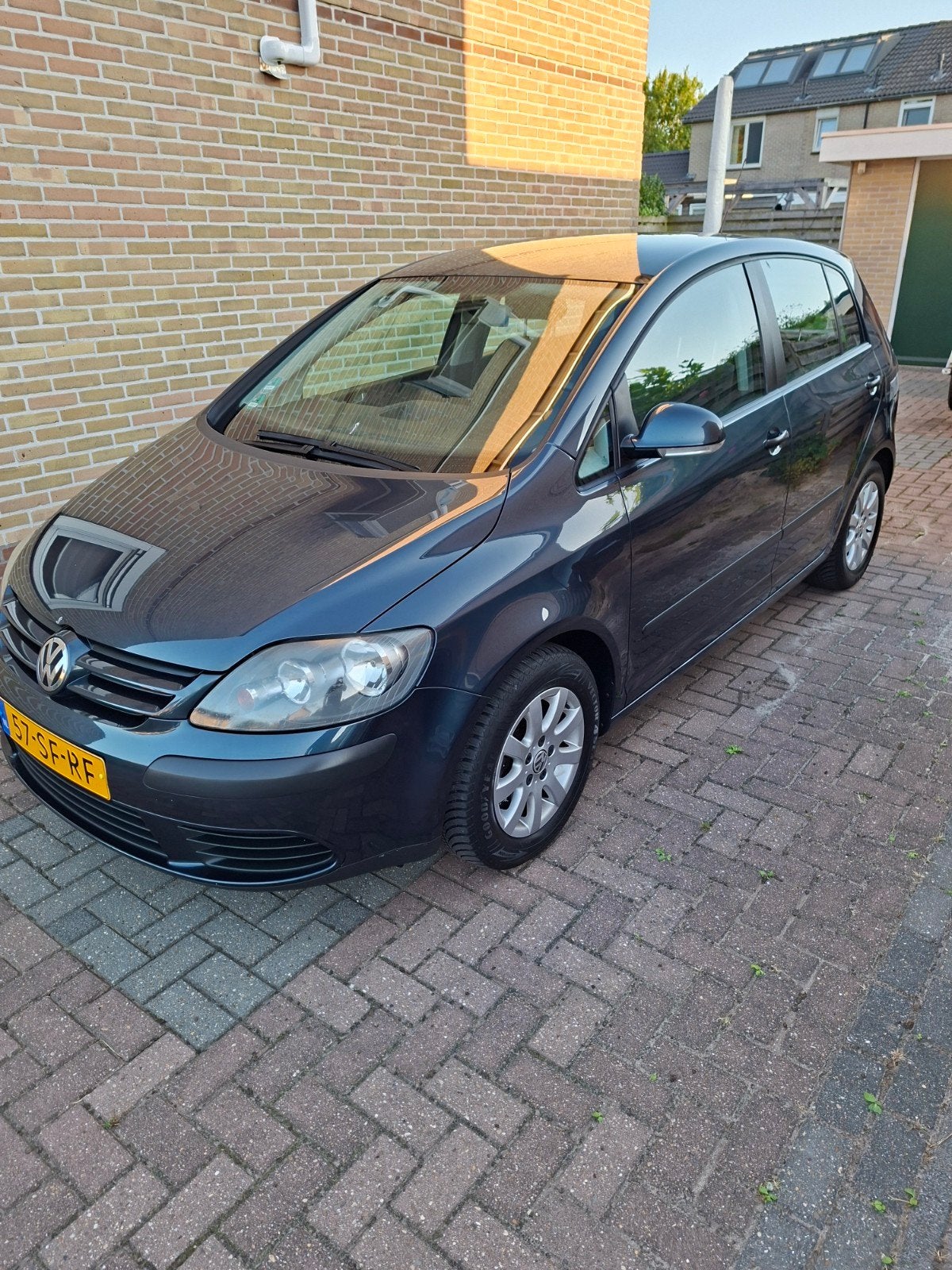 Volkswagen Golf Plus 2.0 FSI, Climate control, 4 cilinders, 1984 cc, Blauw