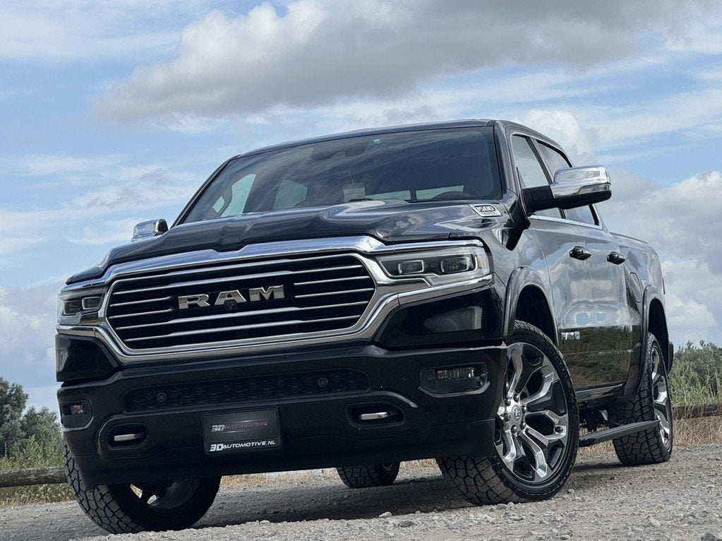 Dodge Ram 1500 LONGHORN 5.7L V8, LAGE BIJTELLING, LPG, 360,, Auto's, Automaat, Gebruikt, Zwart, Leder