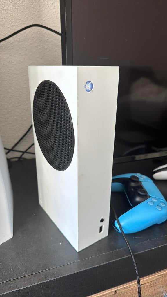 Xbox Series S met 3 controllers, Spelcomputers en Games, Spelcomputers | Xbox Series X en S, Ophalen of Verzenden, Zo goed als nieuw