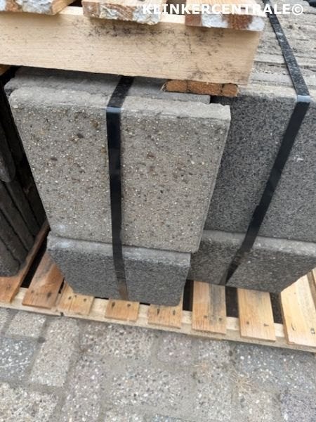 80m2 grijs betontegels 30x30x4,5cm stoep/trottoir/tuintegels, Bij dit gebruikte product niet meer te achterhalen., Gebruikt, Verzenden