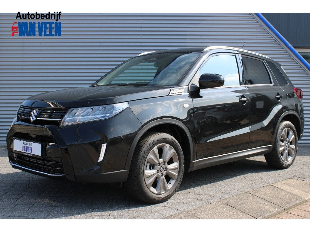 Suzuki Vitara 1.5 Hybrid Select Automaat| Navigatie | Parkee, Stof, Gebruikt, Zwart, 4 cilinders