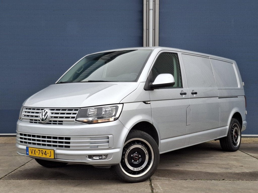 Volkswagen Transporter 2.0 TDI L2H1 Highline DUBBELE SCHUIFD, Auto's, Bestelauto's, Euro 5, Stof, Gebruikt, Zwart
