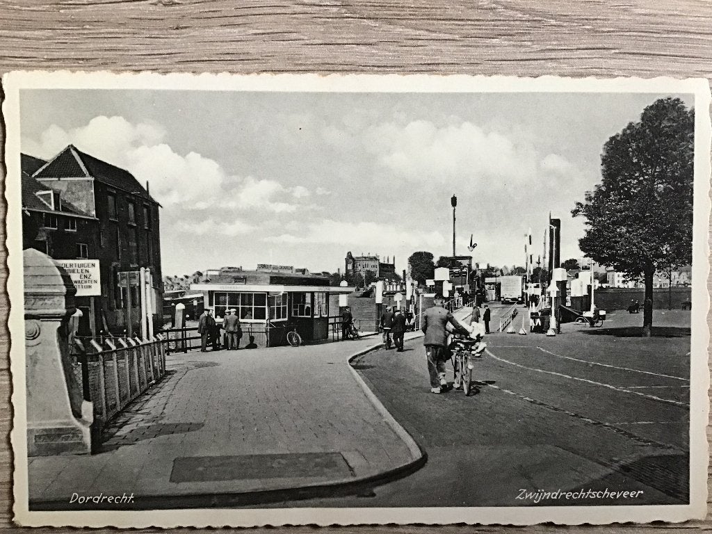 Oude ansichtkaart: Zwijndrechtscheveer, Dordrecht 1940-50, Verzamelen, Ophalen of Verzenden, 1920 tot 1940, Gelopen, Zuid-Holland