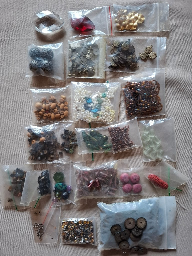 Assortiment halfedelsteen/metalen/houten/plastic kralen, Verzenden, Nieuw, Kraal