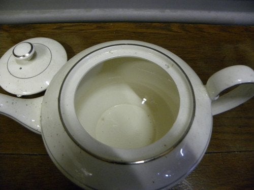 theepot mosa creme zilveren rand, Ophalen of Verzenden, 'T Olde Gre-j, Info@toldegrej.nl, Endepoelstraat 20f Didam