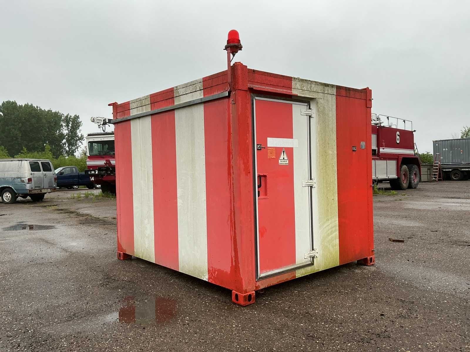 Menert Container