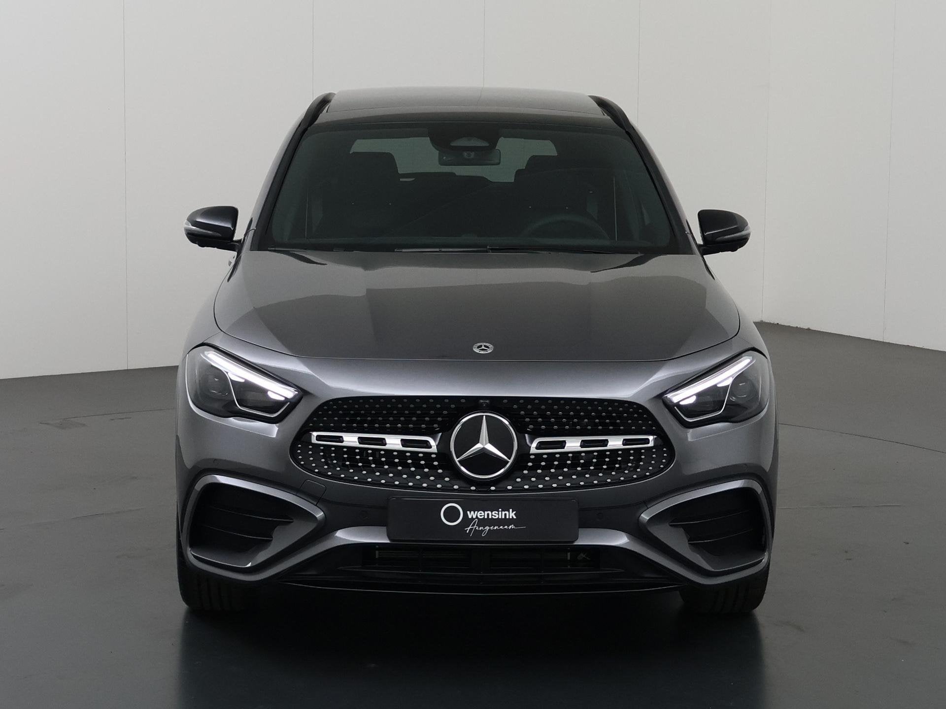 Mercedes-Benz GLA-klasse 250 e 140 Years Edition, Auto's, 1800 kg, 4 cilinders, Bedrijf, Nieuw