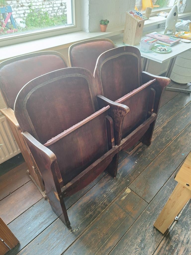 Oude bioscoopstoelen - set van 2, Antiek en Kunst, Antiek | Meubels | Stoelen en Banken, Ophalen of Verzenden