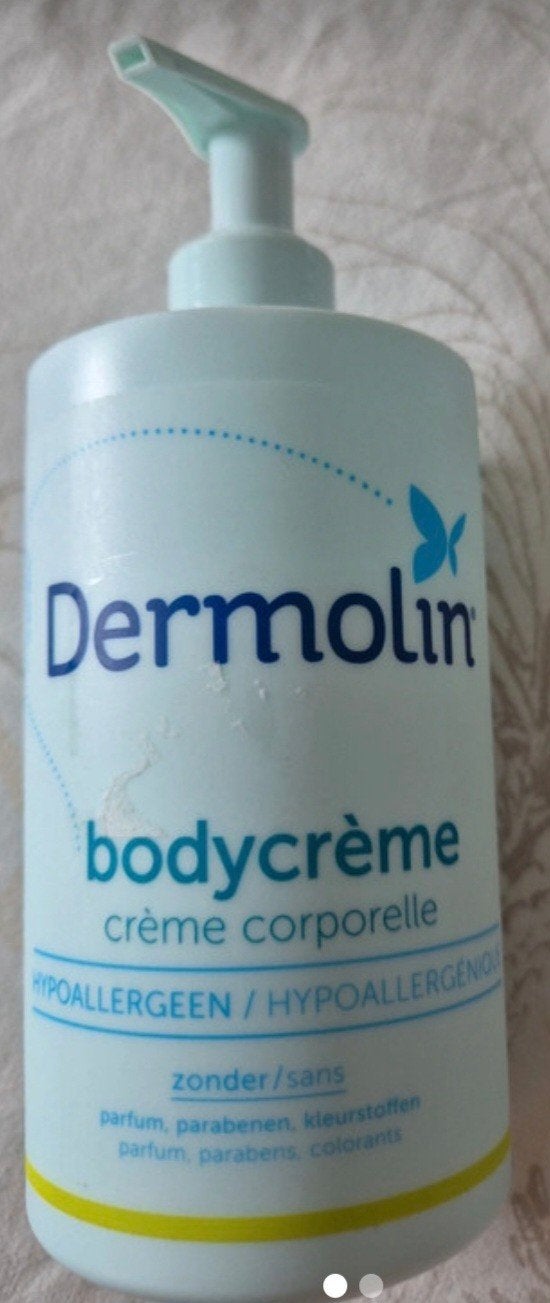 Nieuwe Dermolin Bodycrème 300 ml (2 stuks beschikbaar), Ophalen of Verzenden, Nieuw, Bodylotion, Crème of Olie