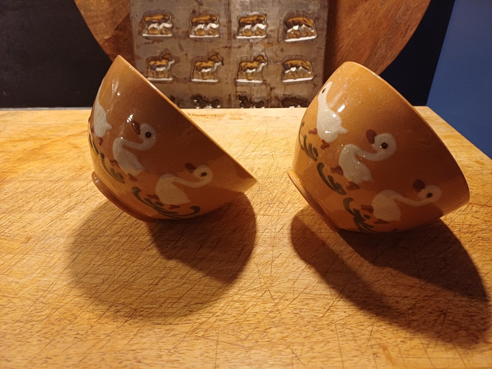 Mooie Franse Spoelkommen bruin met witte Eendjes, Antiek en Kunst, Antiek | Servies los, Verzenden