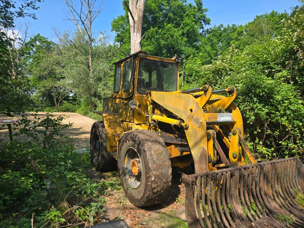 ahlmann az10 opknapper (op kenteken), Ophalen, Wiellader of Shovel