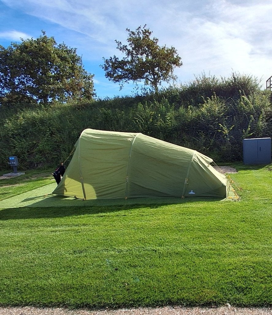 Nomad Bedouin  2LW lichtgewicht tent, Ophalen, Zo goed als nieuw, Tot en met 2