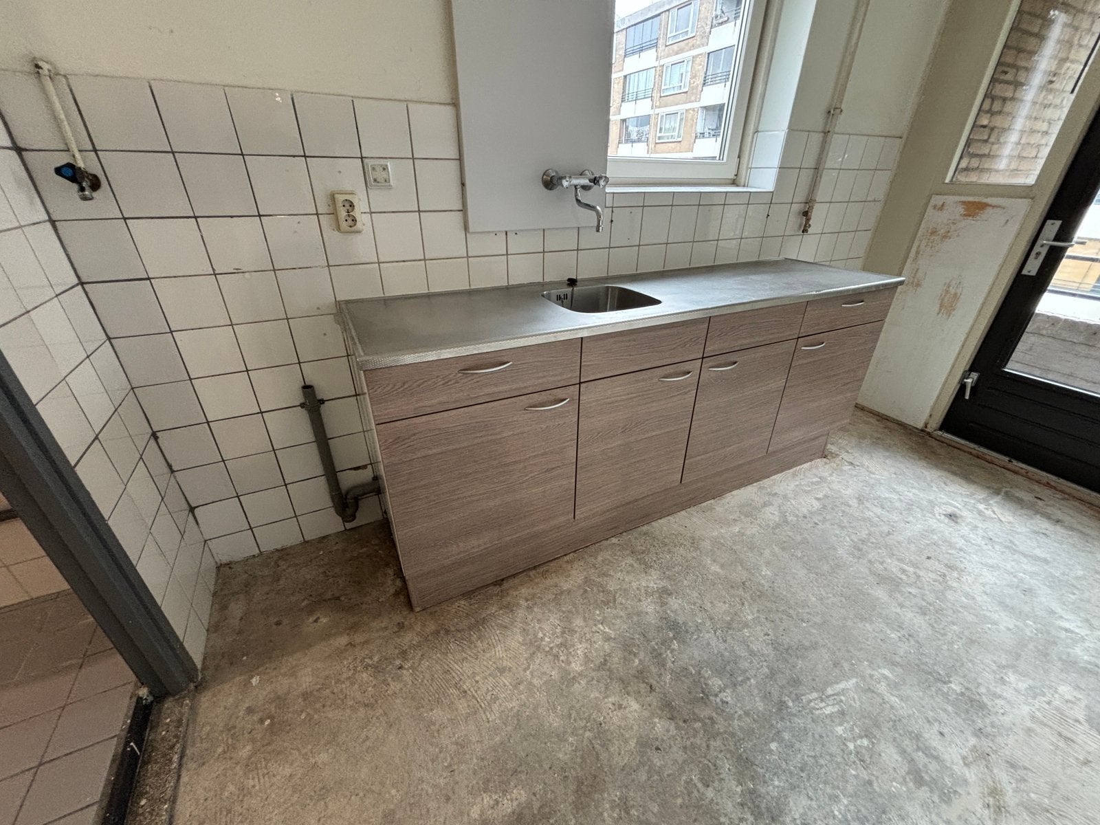 Keukenblok gratis af te halen amersfoort keuken kraan, Huis en Inrichting, Ophalen, Gebruikt, Overige kleuren, Enkelwandige keuken