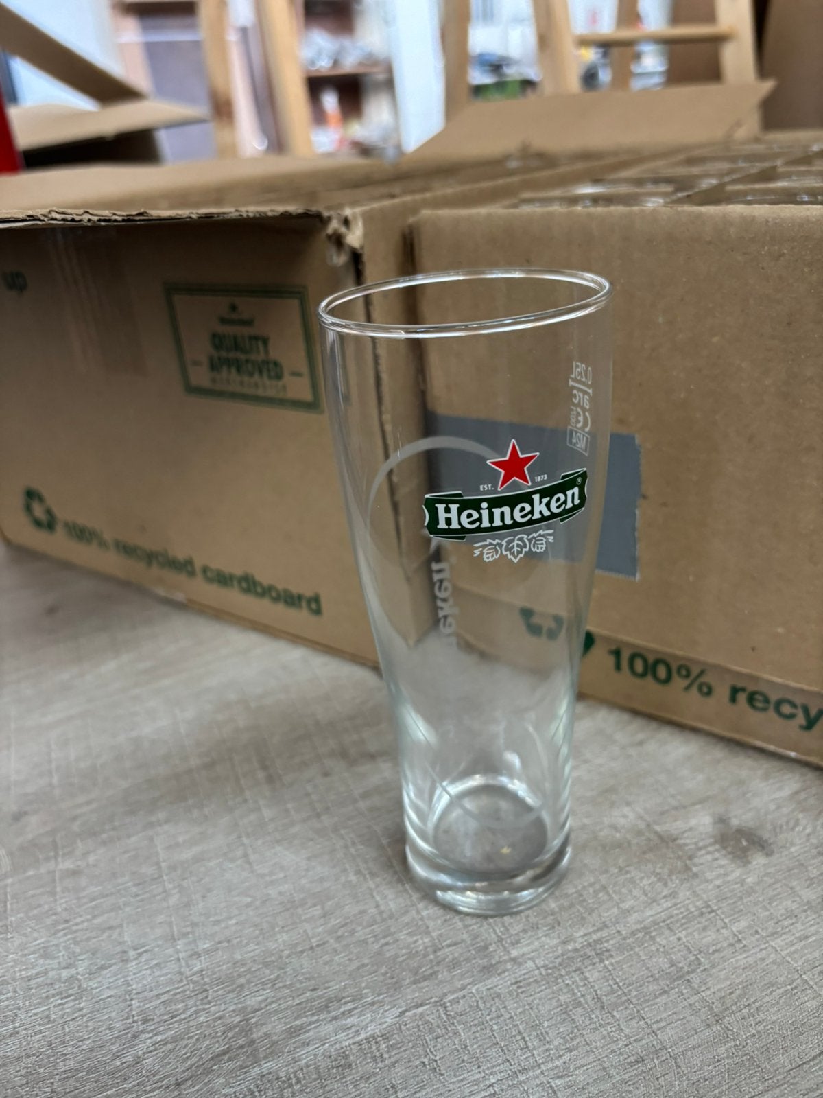 36 heineken glazen, Verzamelen, Biermerken, Ophalen, Zo goed als nieuw, Glas of Glazen, Heineken