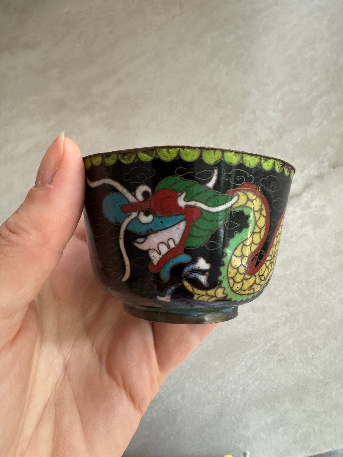 Antiek Chinees Cloisonné Kommetje met Draak (ca. 1900), Ophalen of Verzenden
