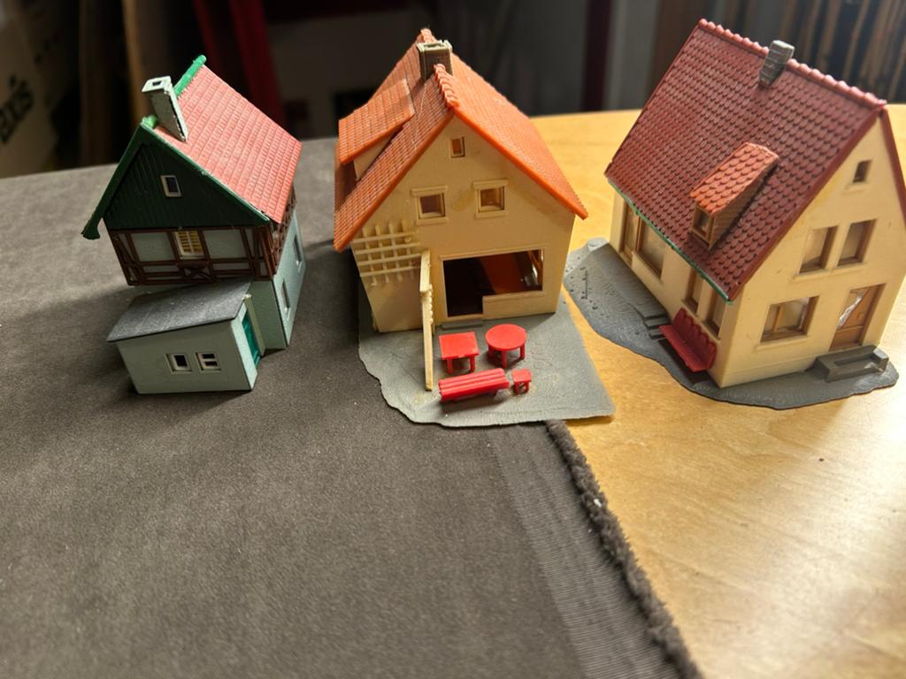 Scenery, 3 huisjes, Faller, Overige merken, Gelijkstroom of Wisselstroom, Brug, Tunnel of Gebouw, Ophalen of Verzenden
