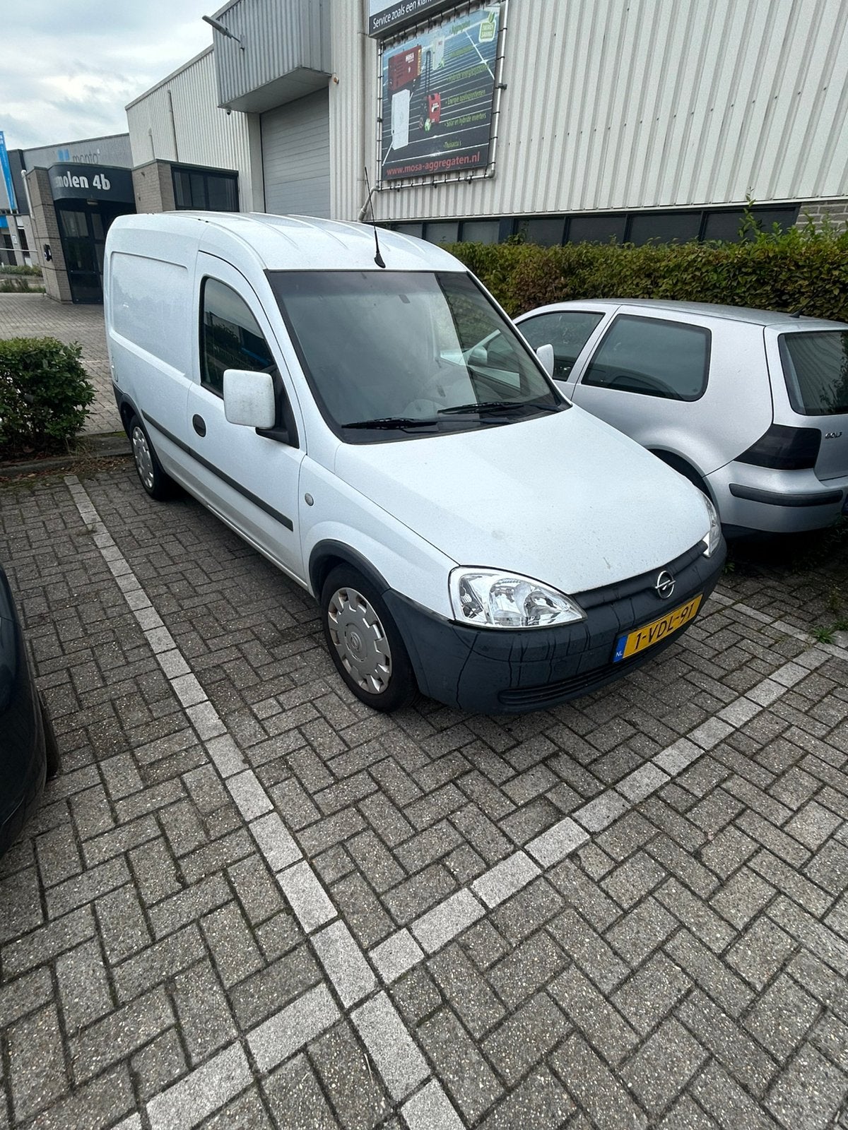 Opel Combo 1.7 DT H AC 2009, Auto's, Voorwielaandrijving, 450 kg, 4 cilinders, Origineel Nederlands