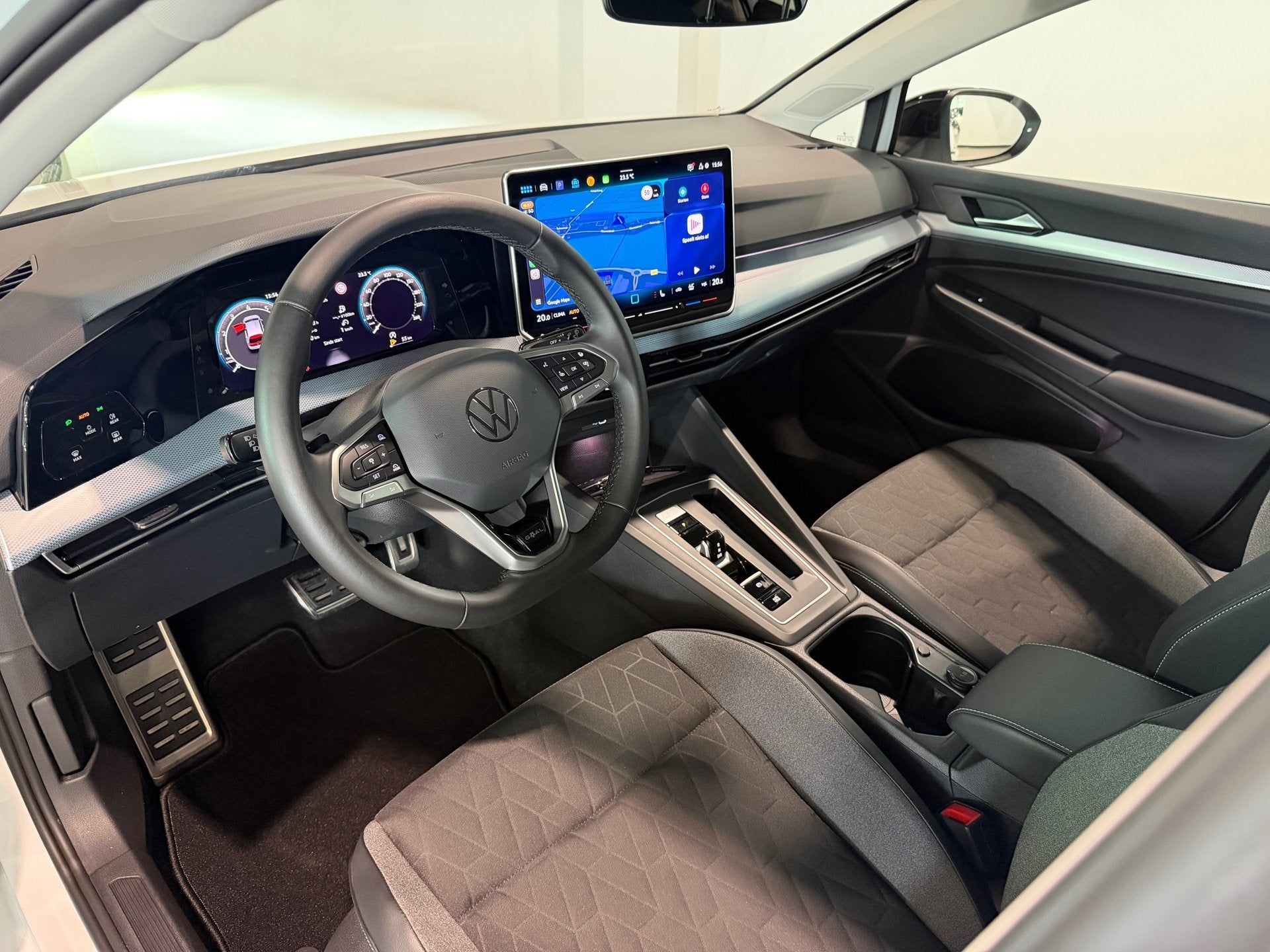 Volkswagen GOLF 1.5 eTSI Goal 150pk|LED|Navigatie|Virtual|Ca, Dealer onderhouden, 4 cilinders, 150 pk, Wit