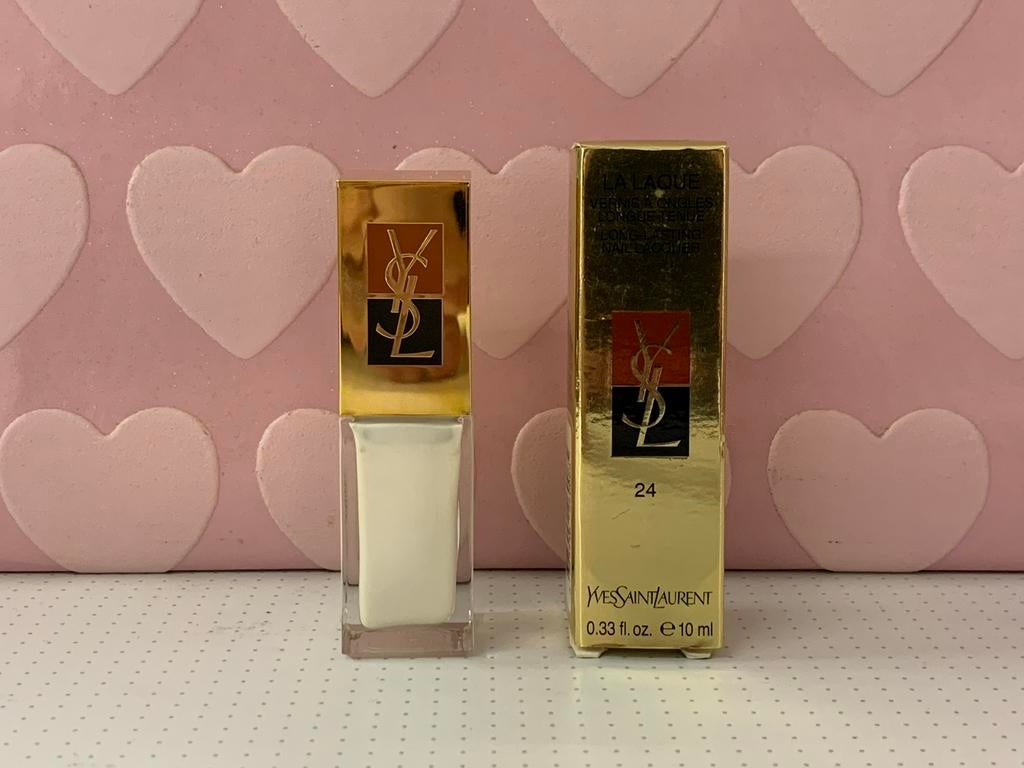Yves Saint Laurent la laque nail nr 24 white gloss 10ml, Wit, Nieuw, Ophalen of Verzenden, Handen en Nagels