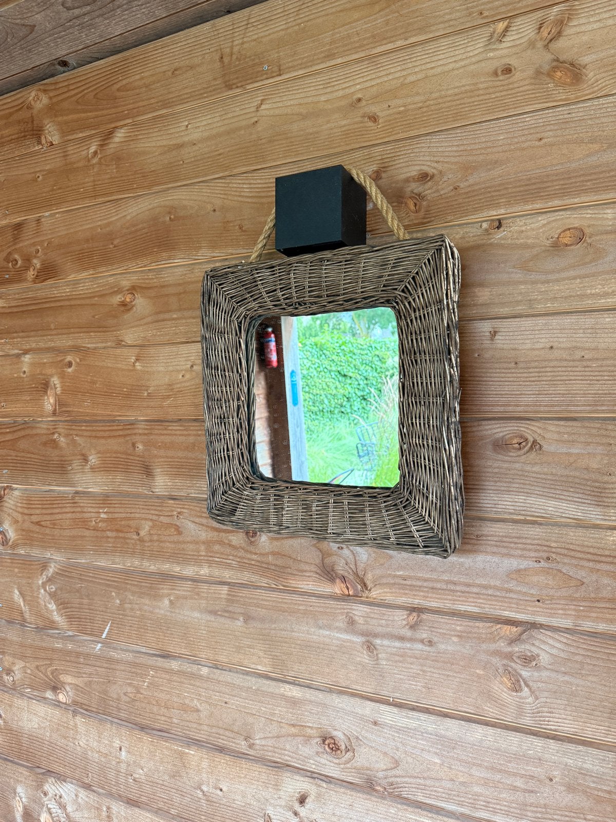 Leuke modere spiegel, Minder dan 50 cm, Ophalen of Verzenden, Zo goed als nieuw, Minder dan 100 cm