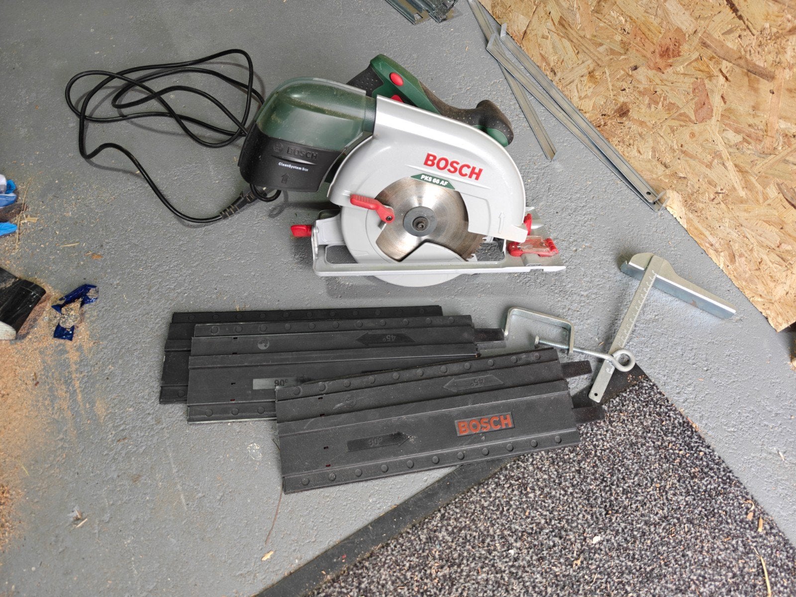 Bosch PKS 66 AF Cirkelzaag met geleiderail, Gebruikt, Cirkelzaag, 70 mm of meer, Ophalen of Verzenden