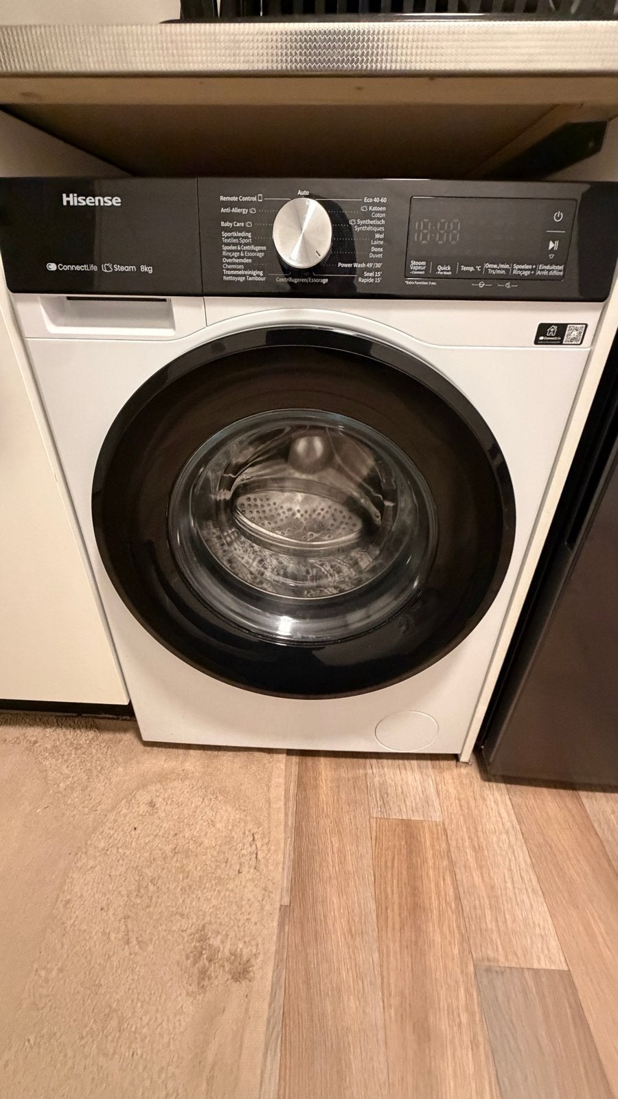 Hisense Voorlader Wasmachine 8kg 1400rpm A-30% Smart, Ophalen, 1200 tot 1600 toeren, 8 tot 10 kg, Zo goed als nieuw