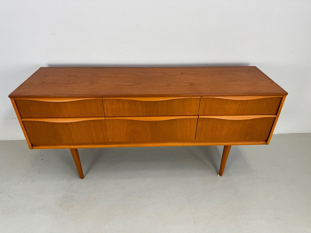 Vintage dressoir Austinsuite., Verzenden, Zo goed als nieuw, 25 tot 50 cm, 150 tot 200 cm