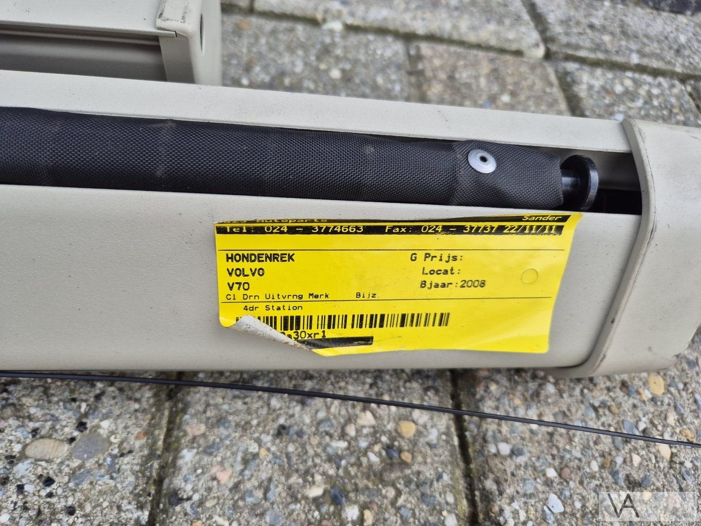 Volvo V70 2007 - 2015 hondenrek scheidingsnet beige €40, Auto-onderdelen, Gebruikt, -, -, Ophalen of Verzenden