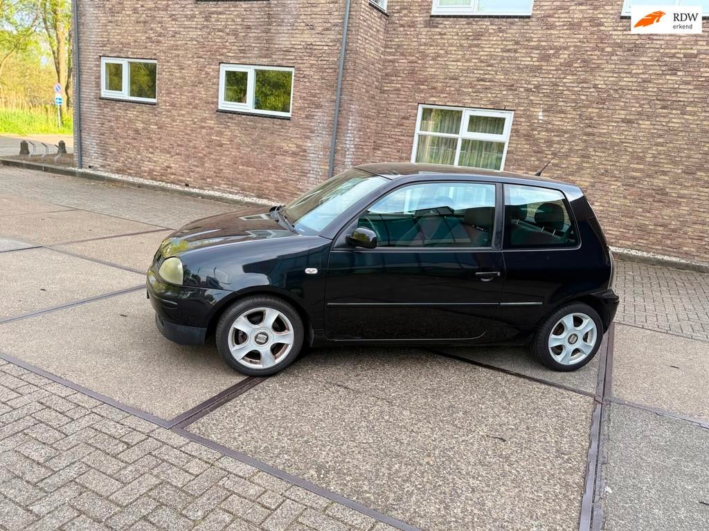 Seat Arosa 1.4i-16V Sport ((( 101 pk ))) airco, Auto's, Seat, Voorwielaandrijving, Gebruikt, 4 stoelen, Zwart