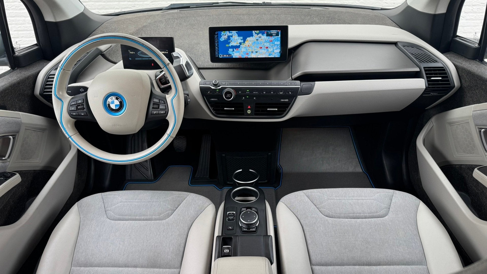 BMW I3 Comfort Advance 22 kWh Camera Cruise Leder+verwarmd M, Automaat, Achterwielaandrijving, Gebruikt, Beige