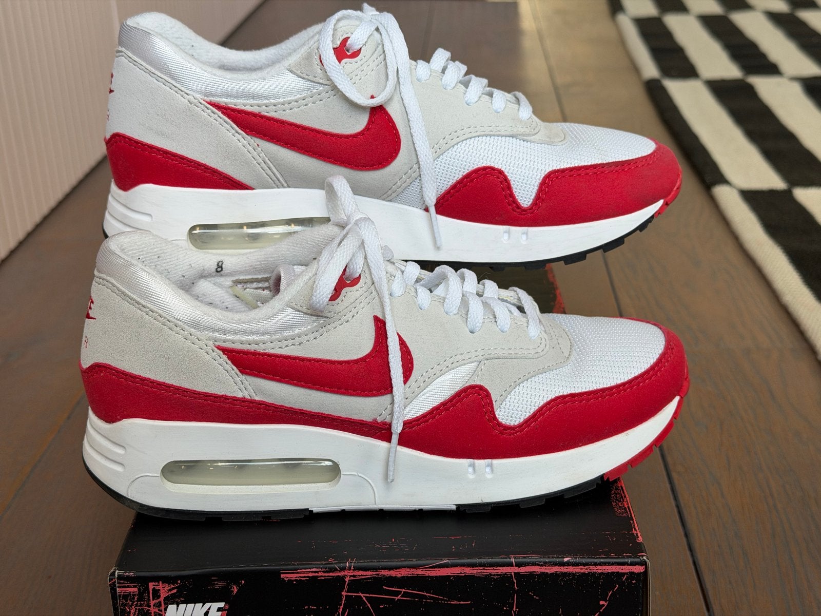 Nike Air Max 1 '86 OG Witte/Rode Sneakers - Maat 39, Ophalen, Zo goed als nieuw, Wit, Sneakers of Gympen