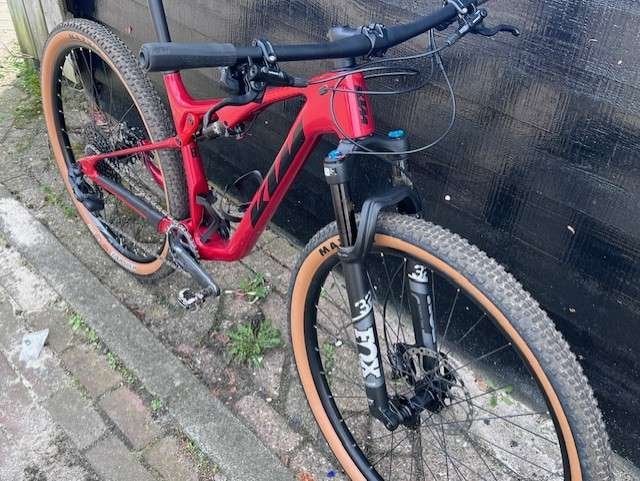 Demofiets KTM Scarp elite AXS maat M, Fietsen en Brommers, Fully, Zo goed als nieuw, Kreitenmolenstraat 43, De tweewieler udenhout