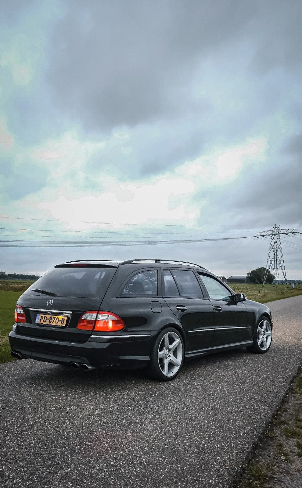 Mercedes S211 E350 4 Matic - E55 Amg uitgevoerd, Auto's, Mercedes-Benz, Automaat, Zwart, Zwart, Leder