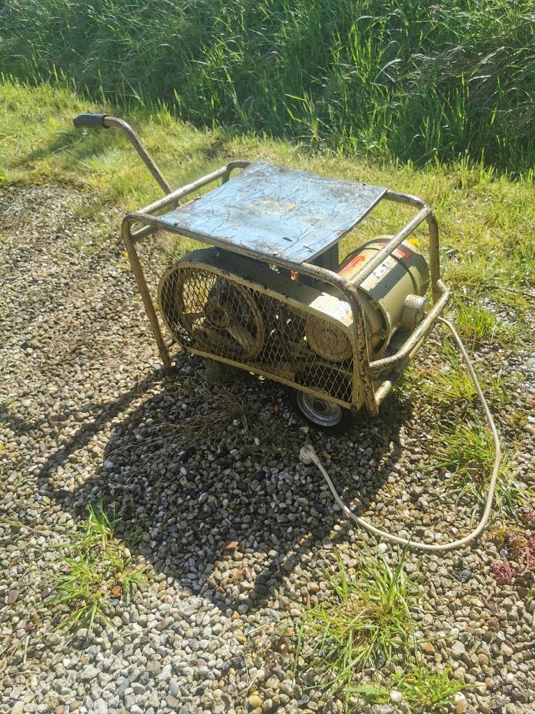 Compressor 1973 met dubbel tankje Vintage/ Retro/ Decoratie, Verzamelen, Ophalen, Overige typen