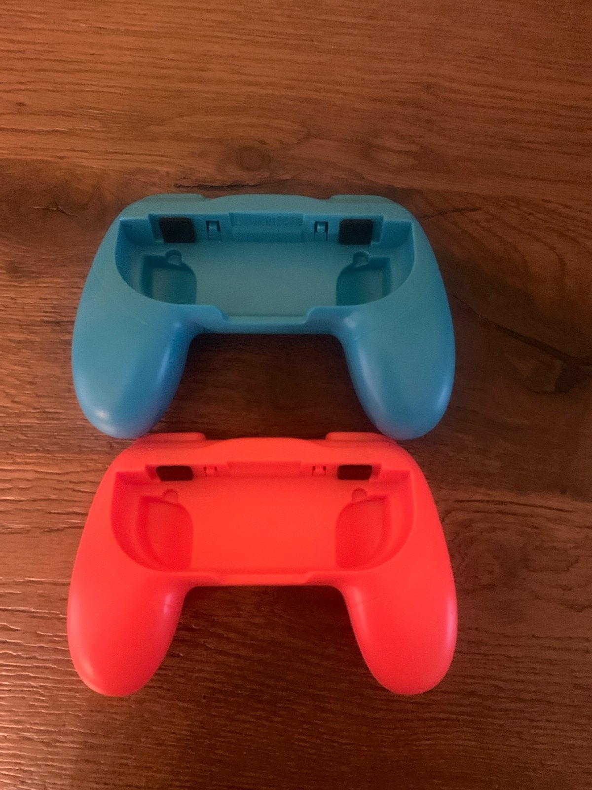 Nintendo Switch Joy-Con Grip (2 stuks), Ophalen of Verzenden, Zo goed als nieuw, Met 2 controllers, Switch Original