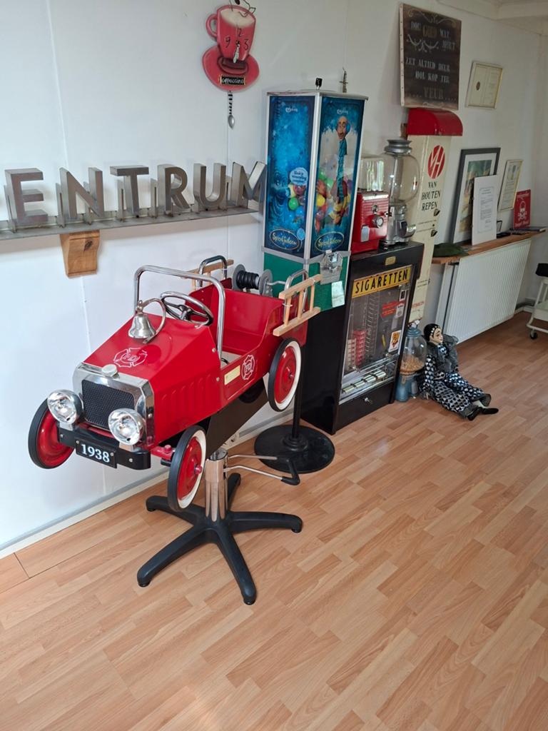 Vintage Kappersstoel Brandweerauto - Hydraulisch Verstelbaar, Ophalen