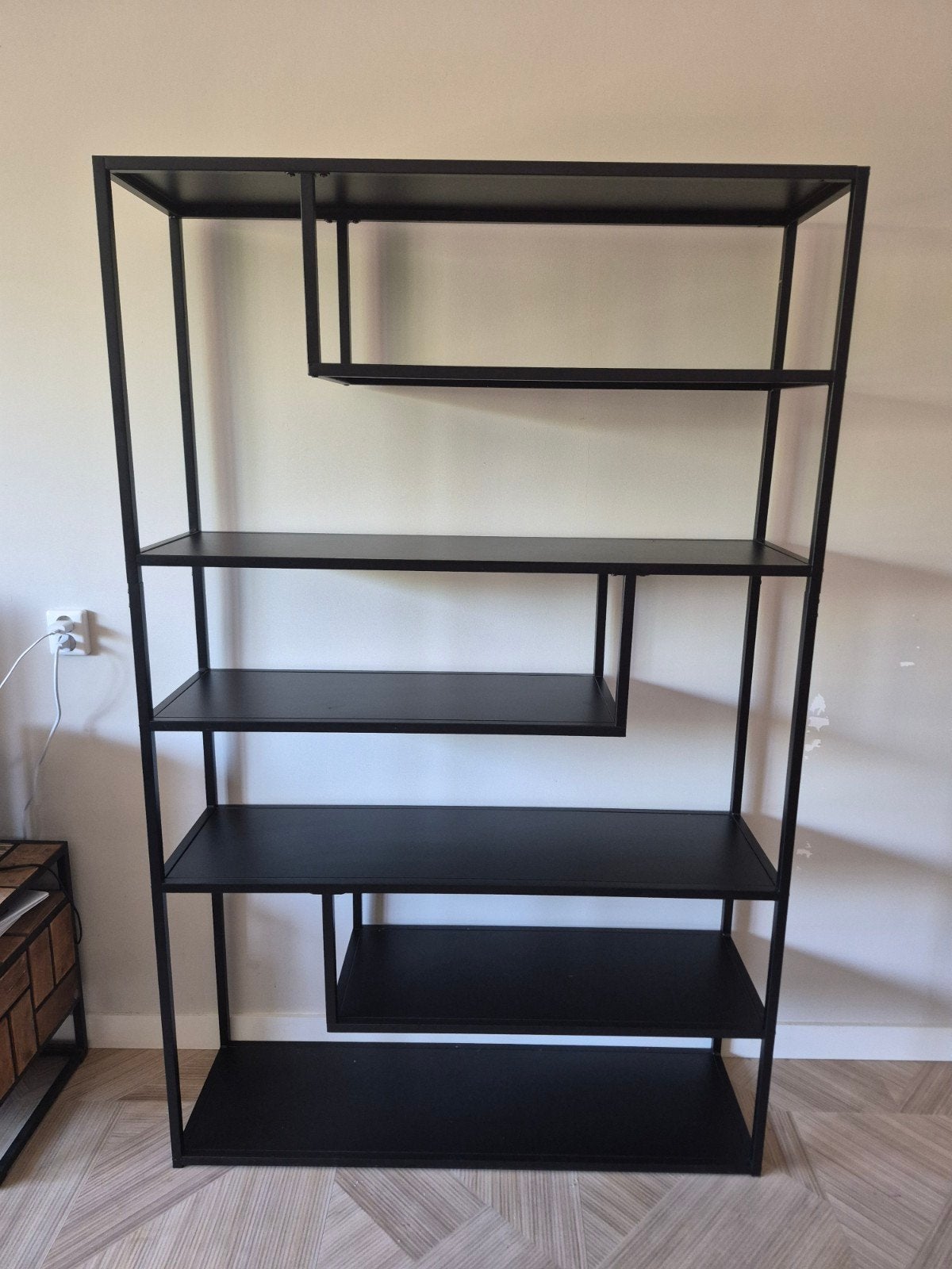 Woood Teun XL vakkenkast zwart metaal, Huis en Inrichting, Ophalen, Met plank(en), Gebruikt, 100 tot 150 cm