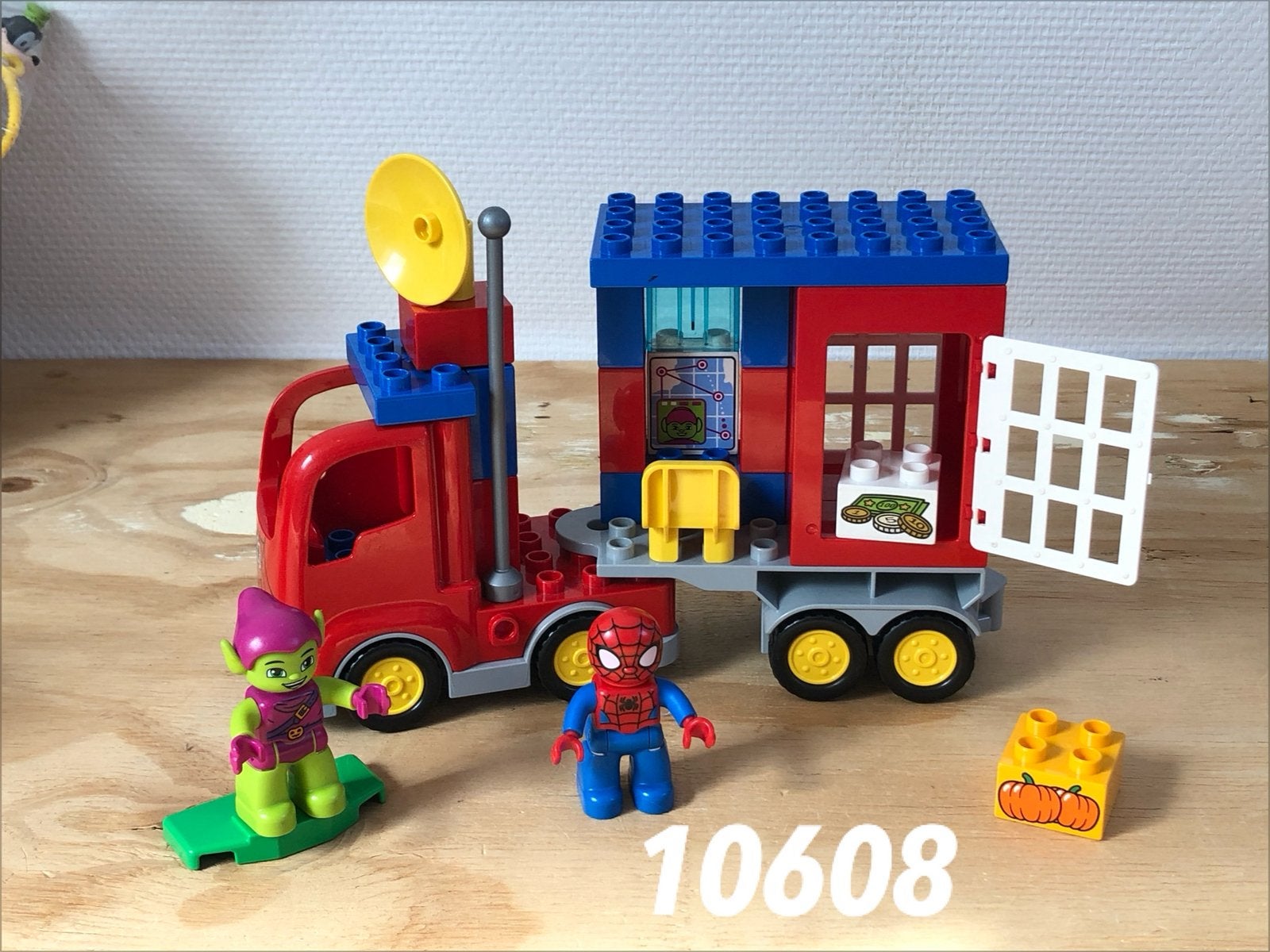 Duplo Spider-Man truck 10608 (compleet) 1, Ophalen of Verzenden, Zo goed als nieuw, Complete set, Duplo
