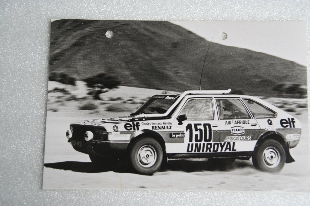 Persfoto Renault 20 Turbo 4 x 4 Rally Parijs - Dakar 1982, Ophalen of Verzenden, Zo goed als nieuw, Renault