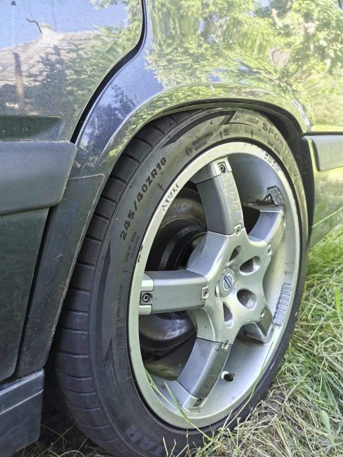 momo wielen, volvo V70, Ophalen