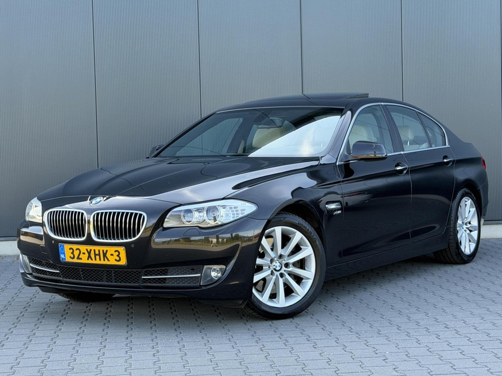 BMW 5-serie 528xi High Executive Schuifdak - Leder - Xenon -, Auto's, Automaat, Euro 5, Gebruikt, Beige