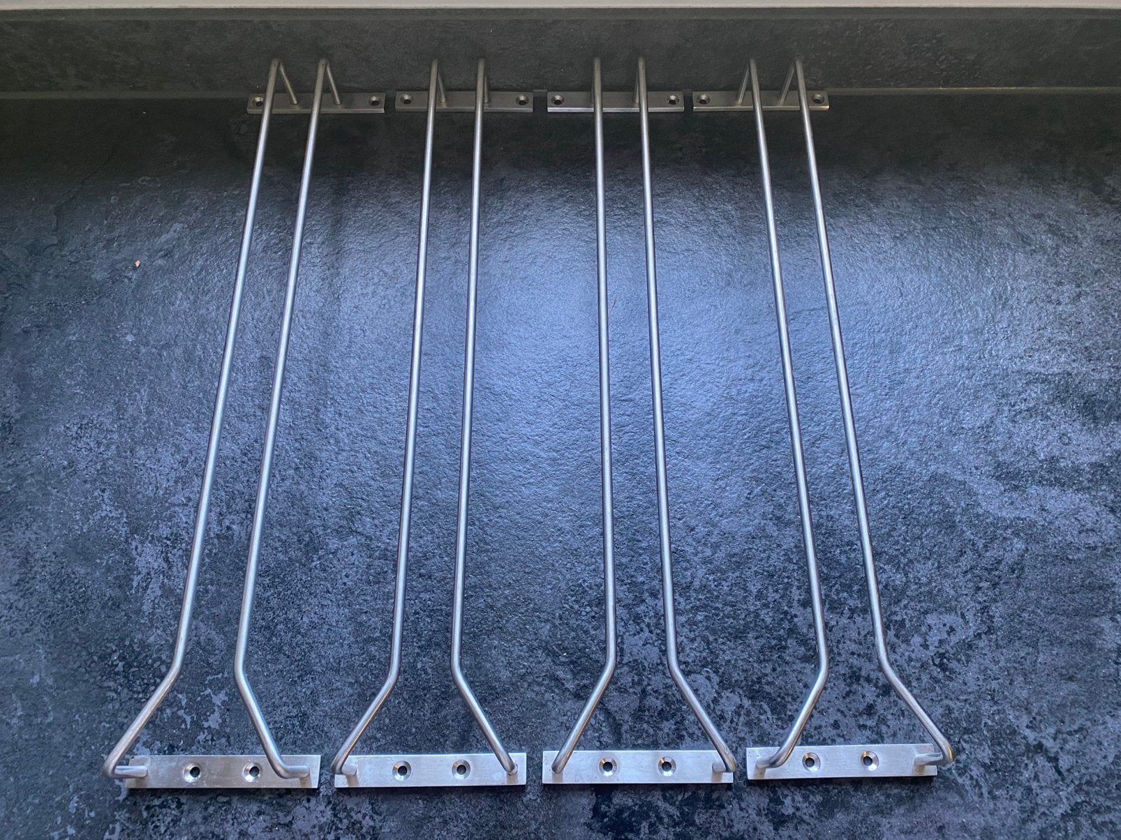 RVS glazenrek houder voor wijnglazen of glazen met een voet, Glas of Glazen, Overige merken, Ophalen of Verzenden, Zo goed als nieuw