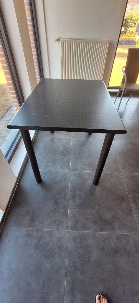 Grijs keukentafeltje, Huis en Inrichting, Ophalen, Kunststof, Gebruikt, 100 tot 150 cm