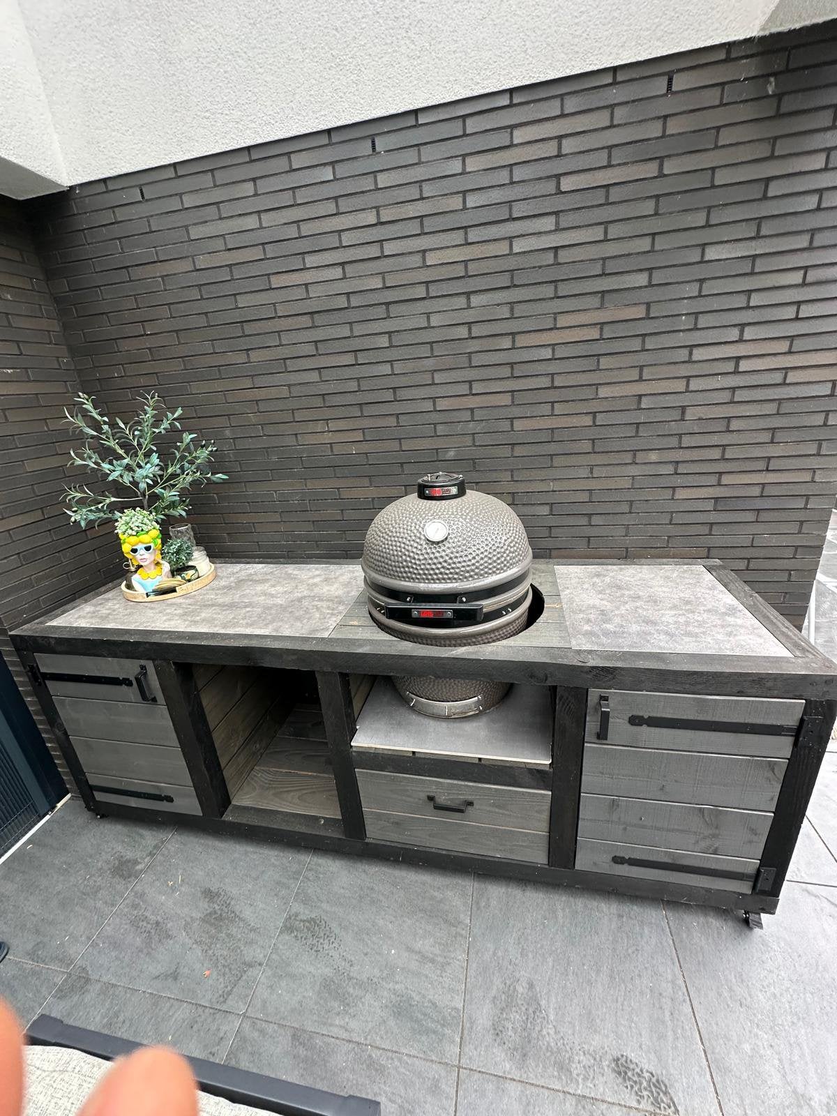 Bbq(kamado) tafel hardhout antraciet, Tuin en Terras, Buitenkeukens, Ophalen, Houtskool, Aa, Aa